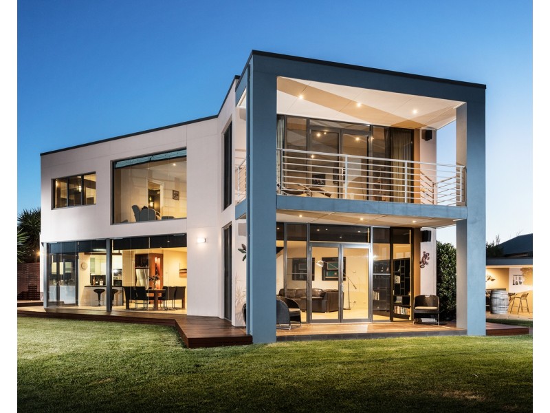 10 Eyre Court, Kialla VIC 3631