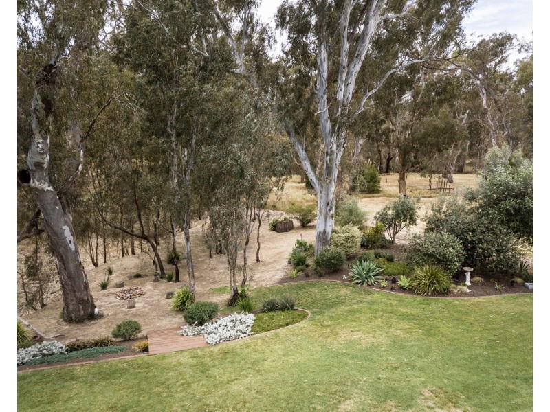 10 Eyre Court, Kialla VIC 3631