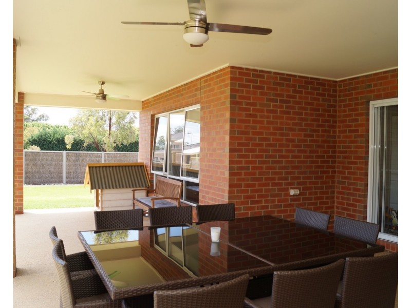 13 Sandpiper Ridge, Shepparton VIC 3630