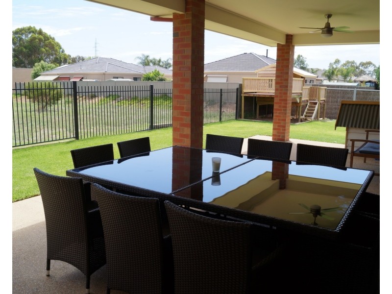 13 Sandpiper Ridge, Shepparton VIC 3630