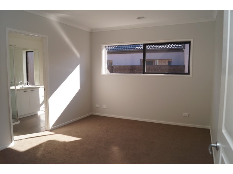 3/29 Raftery Road, Kialla VIC 3631