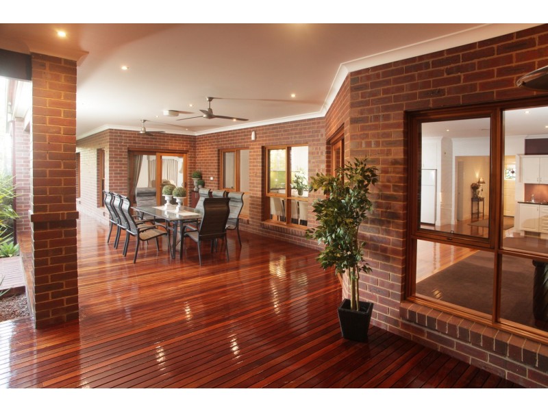 4 Rosella Court, Kialla VIC 3631