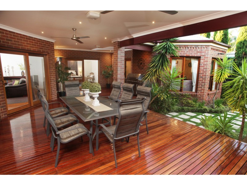 4 Rosella Court, Kialla VIC 3631