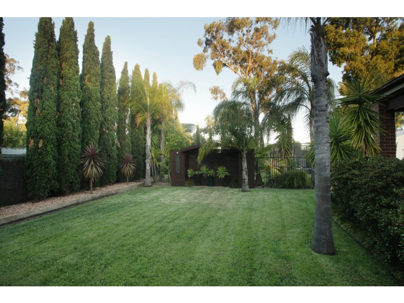 4 Rosella Court, Kialla VIC 3631