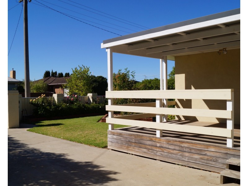 12 Krone Avenue, Shepparton VIC 3630