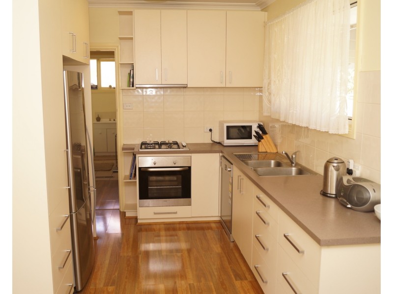 12 Krone Avenue, Shepparton VIC 3630