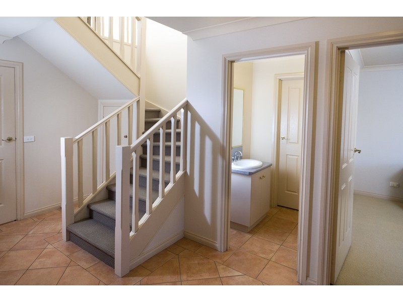 6  Woodburn Place, Shepparton VIC 3630