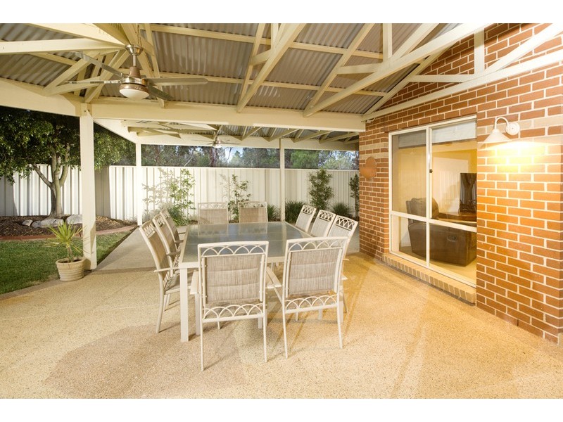 6  Woodburn Place, Shepparton VIC 3630