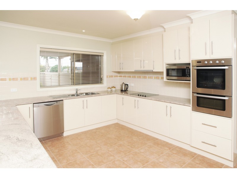 8  Limousin Court, Shepparton VIC 3630