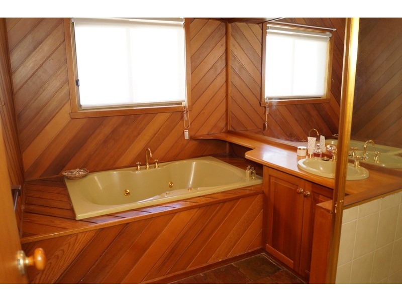 139 The Boulevard, Shepparton VIC 3630