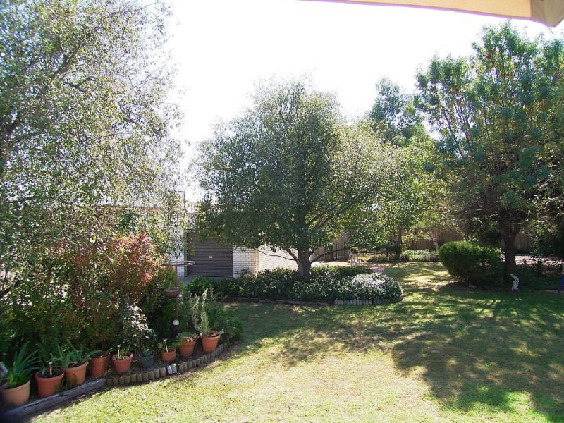 24 Vickers Street, Kialla VIC 3631