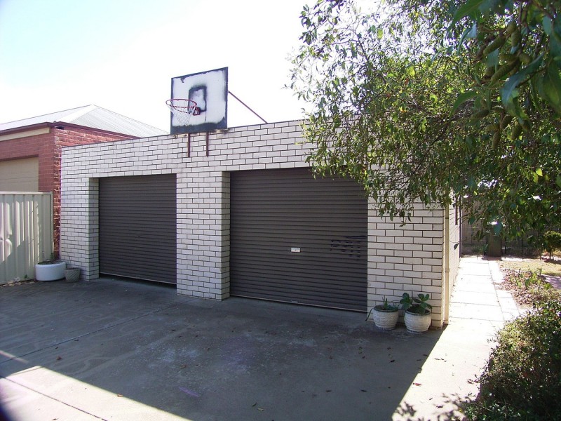 24 Vickers Street, Kialla VIC 3631