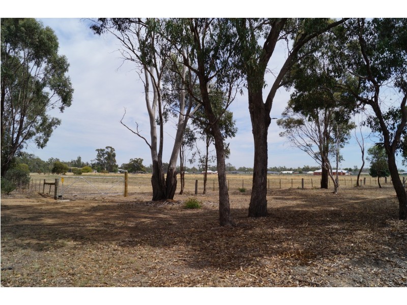 7609 Goulburn Valley Highway, Kialla VIC 3631