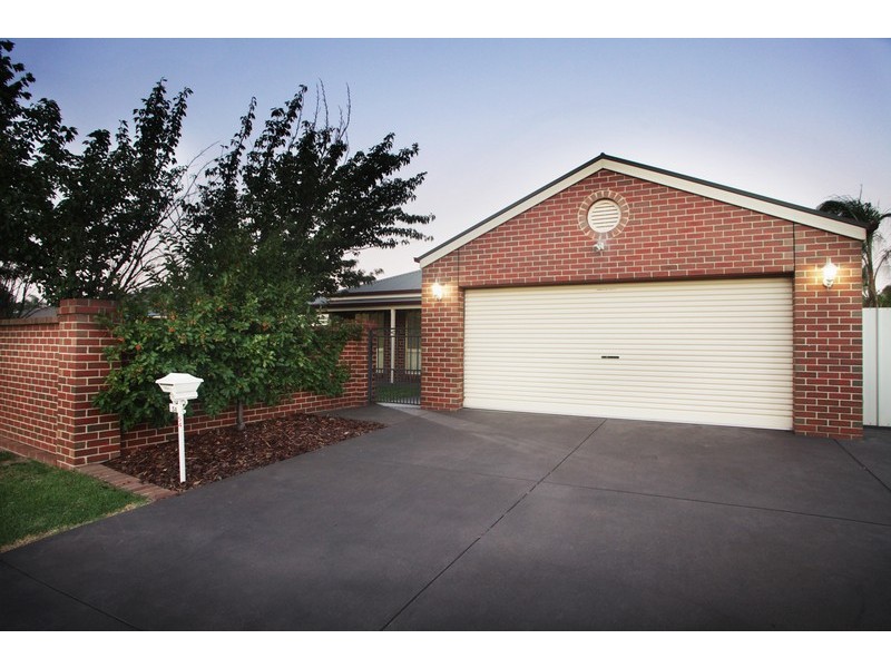 54 King Richard Drive, Shepparton VIC 3630