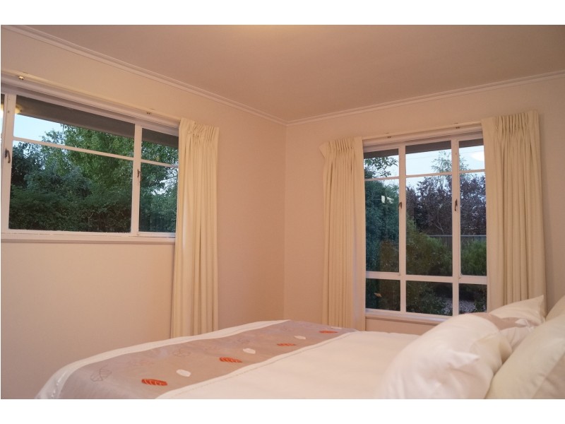 8  Gloucester Crescent, Shepparton VIC 3630