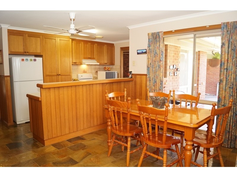 60 Orchard Circuit, Shepparton VIC 3630