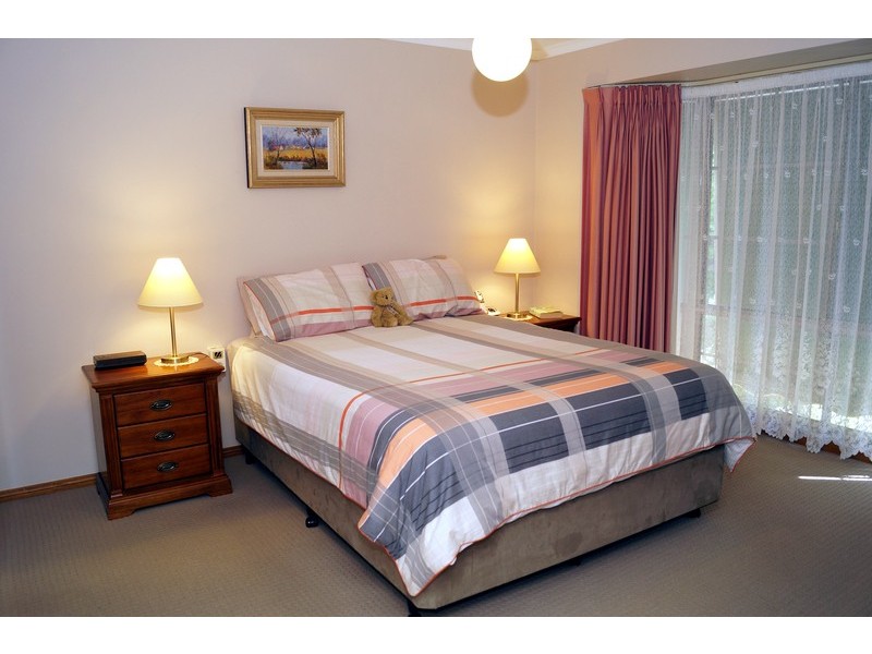 60 Orchard Circuit, Shepparton VIC 3630