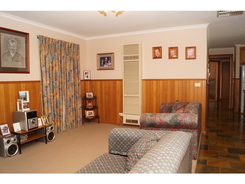 60 Orchard Circuit, Shepparton VIC 3630