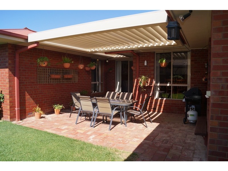 60 Orchard Circuit, Shepparton VIC 3630