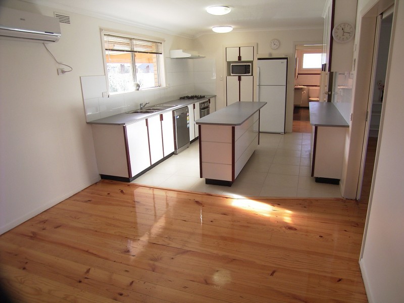 8 Graeme Street, Mooroopna VIC 3629