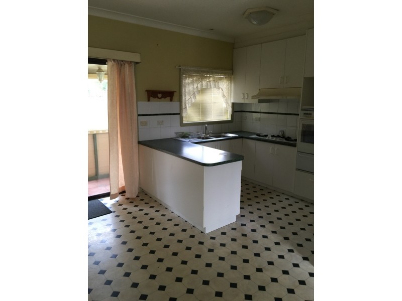 11 Toolamba Road, Mooroopna VIC 3629