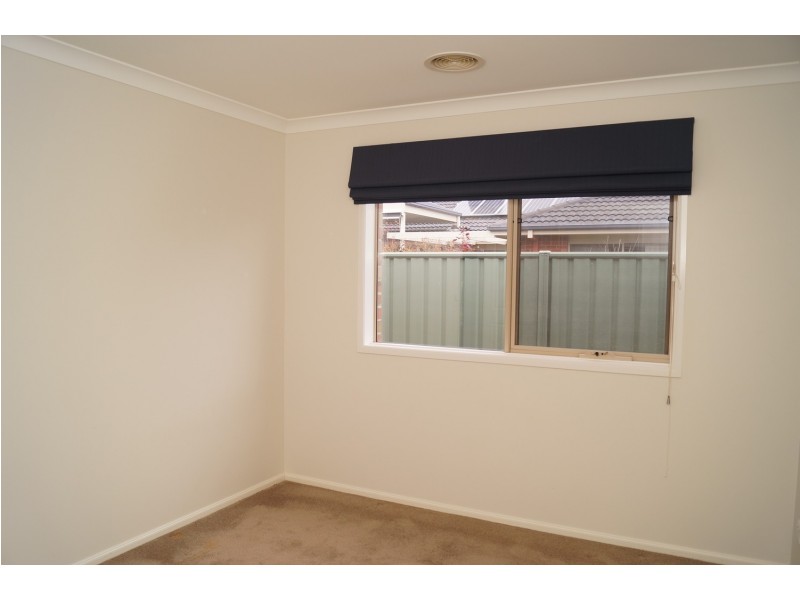 7 Seven Creeks Drive, Kialla VIC 3631