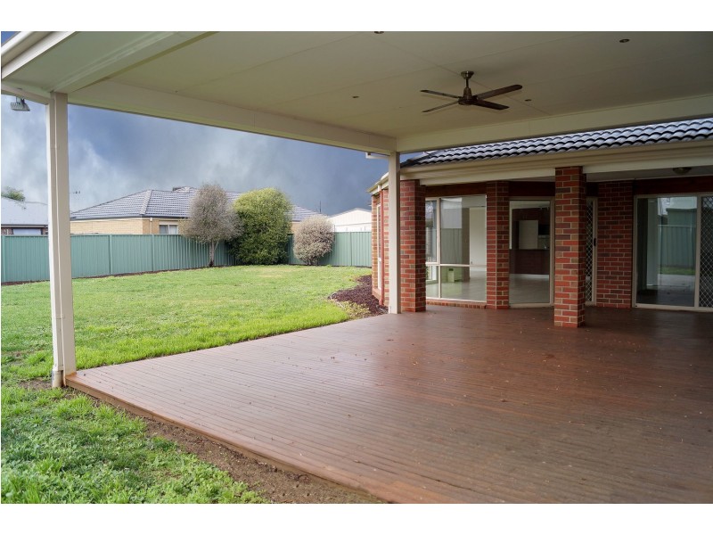 7 Seven Creeks Drive, Kialla VIC 3631