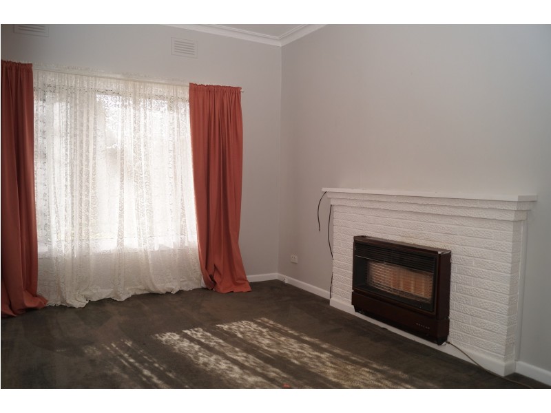 4 MacKeller Crescent, Mooroopna VIC 3629