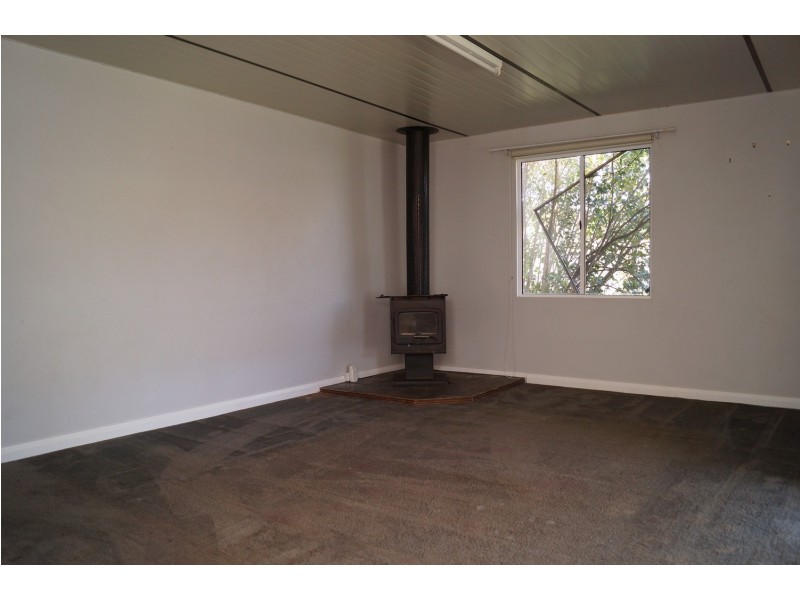 4 MacKeller Crescent, Mooroopna VIC 3629