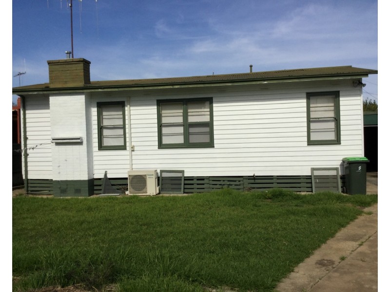 39 Malcolm Crescent, Shepparton VIC 3630