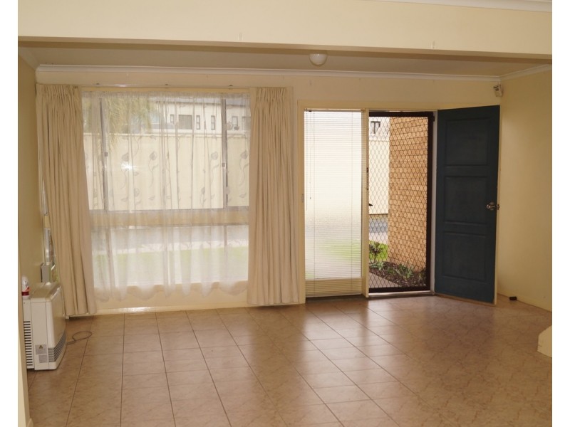 8/10 Hayes Street, Shepparton VIC 3630