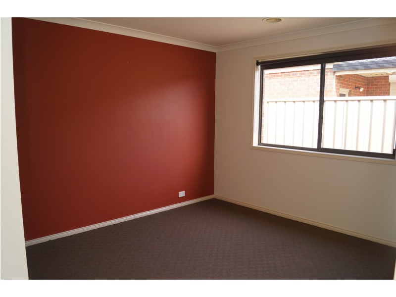 49 Taig Avenue, Kialla VIC 3631