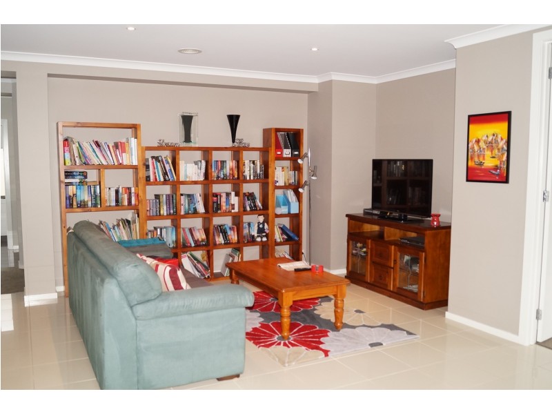 8 Brambuck Avenue, Kialla VIC 3631