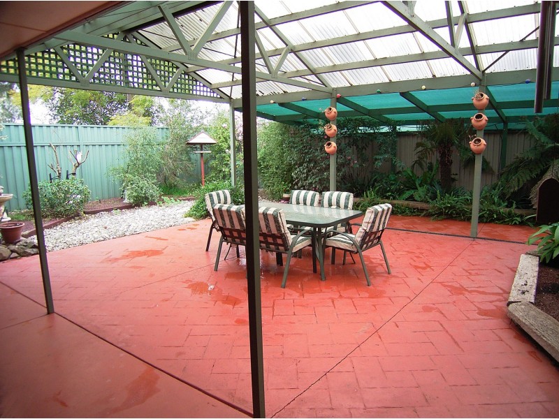 18 Raftery Road, Kialla VIC 3631