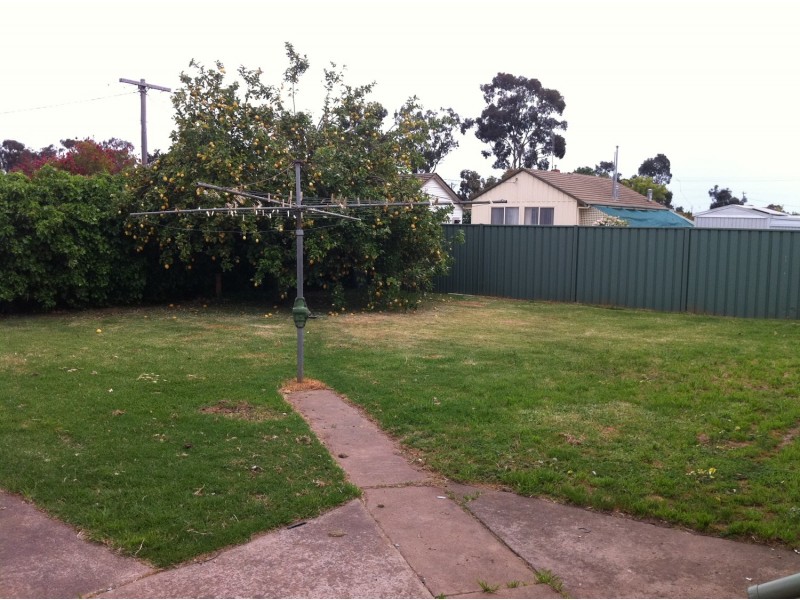 6 Cameron Avenue, Shepparton VIC 3630
