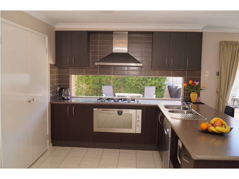 14 Sugargum Crescent, Kialla VIC 3631