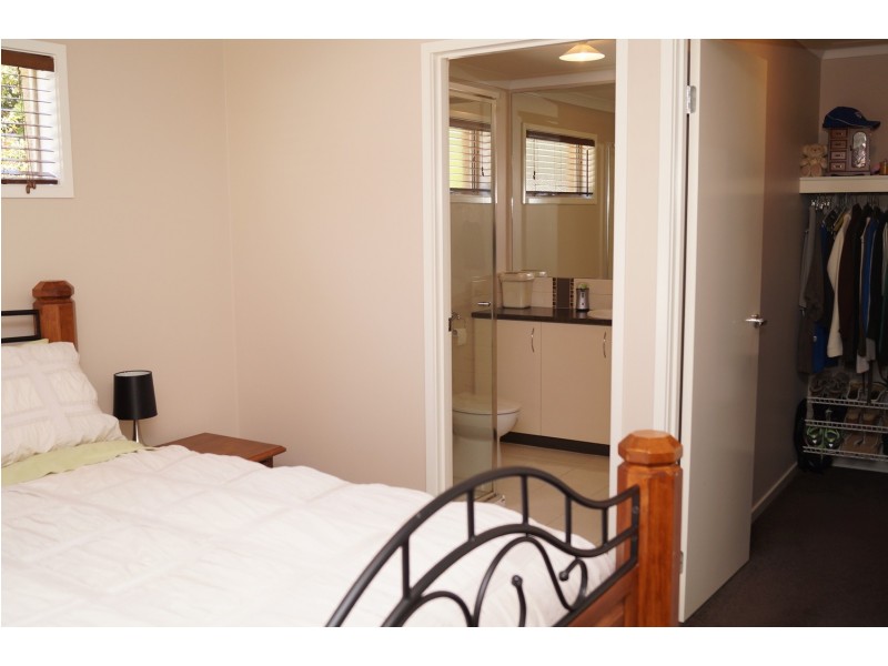 14 Sugargum Crescent, Kialla VIC 3631