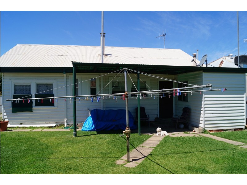 42 Newlyn Street, Shepparton VIC 3630