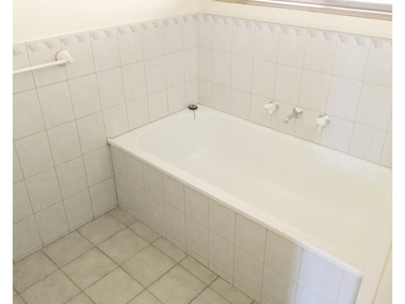 27 Orchard Circuit, Shepparton VIC 3630