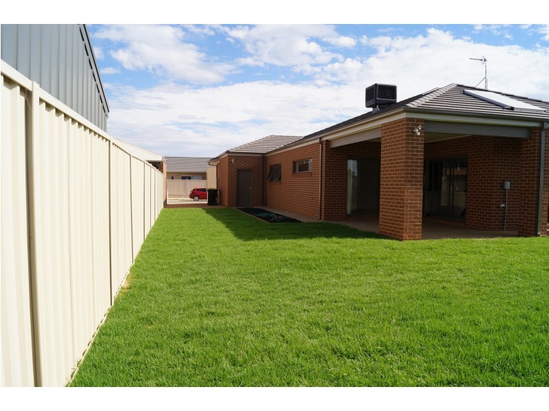 12 Beaumaris Street, Shepparton VIC 3630