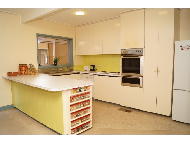 27 Gourlay Street, Shepparton VIC 3630