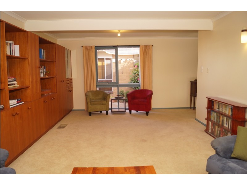 27 Gourlay Street, Shepparton VIC 3630