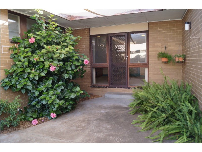 27 Gourlay Street, Shepparton VIC 3630