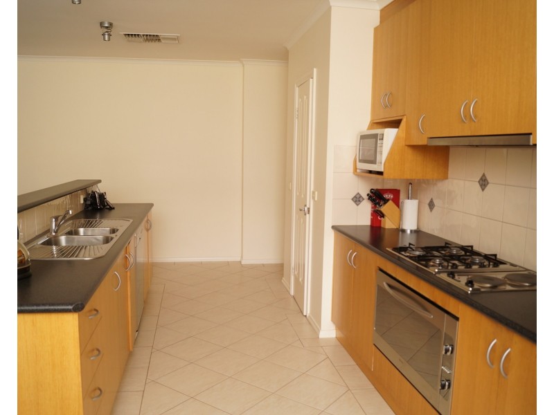 24 Romney Crescent, Shepparton VIC 3630