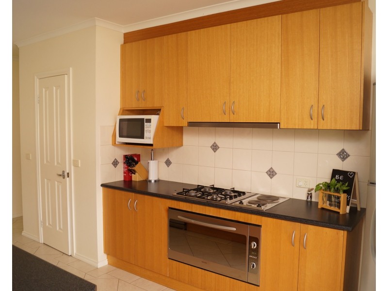 24 Romney Crescent, Shepparton VIC 3630