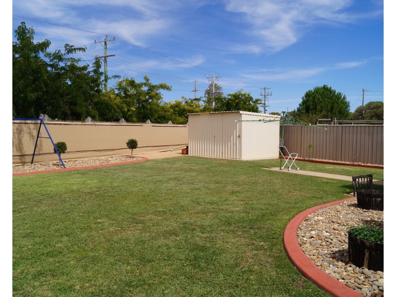 24 Romney Crescent, Shepparton VIC 3630