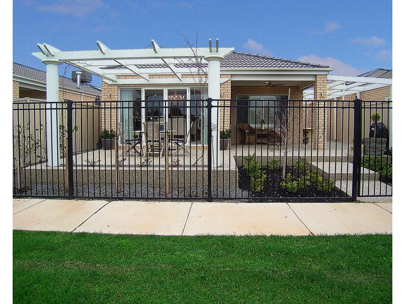 10 Jolimont Terrace, Shepparton VIC 3630