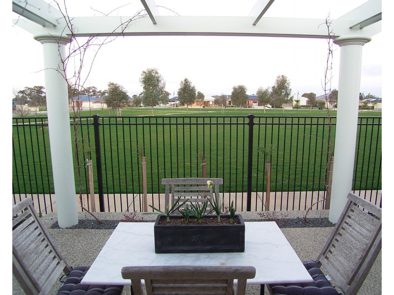 10 Jolimont Terrace, Shepparton VIC 3630