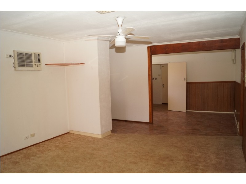 8 Poplar Avenue, Shepparton VIC 3630