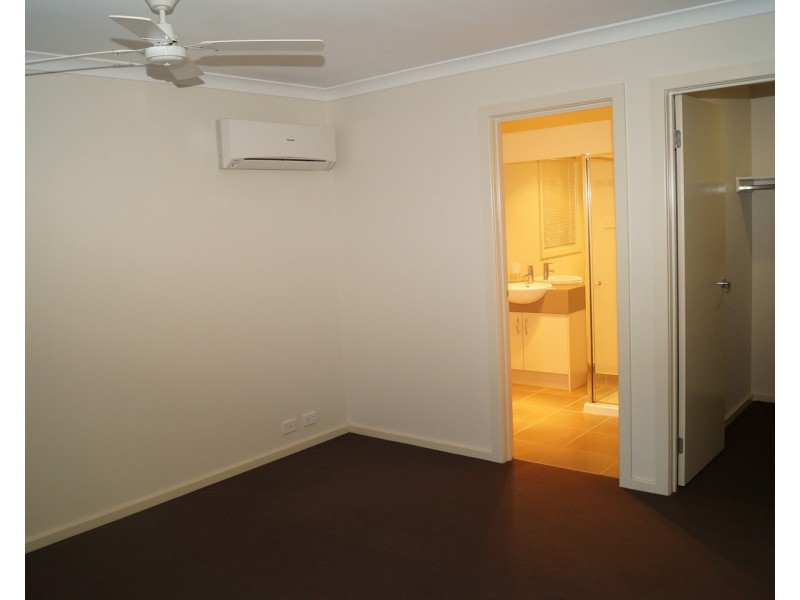 10 Sherwood Court, Shepparton North VIC 3631